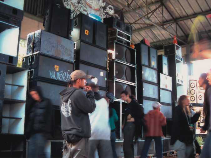 Watch: Freetekno: stories of a subculture from 1988 to 2022, by Juri Hiensch